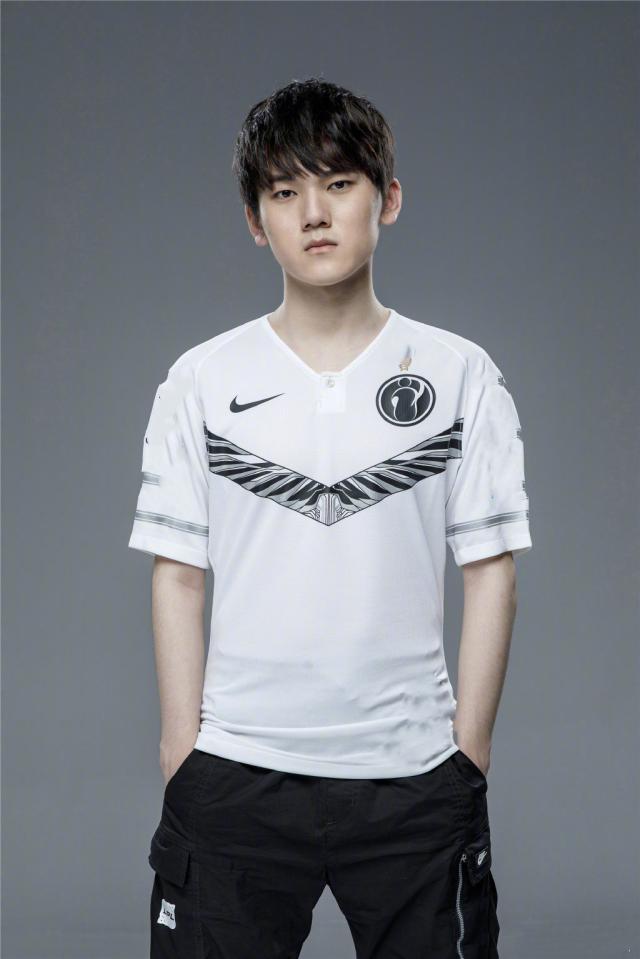 无锡JXG遗憾止步2025王者荣耀挑战者杯四分之一决赛